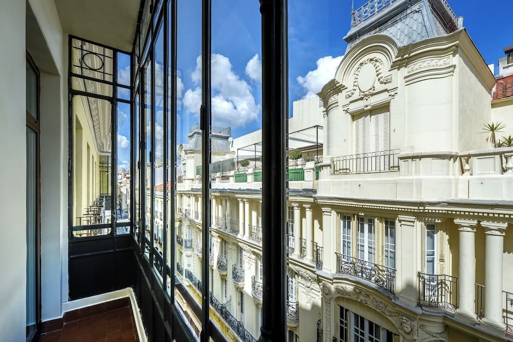 Hotel Vincci The Mint photo 1