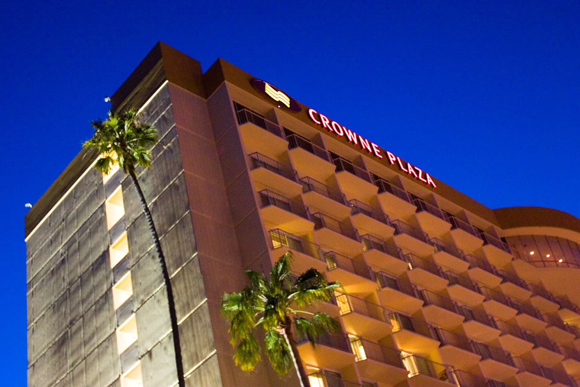 Crowne Plaza Ventura Beach, photo 1