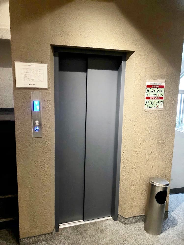 Hotel Canada photo 1