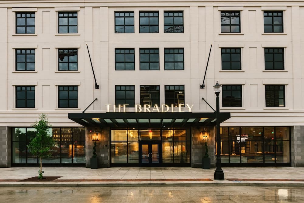 The Bradley, photo 1