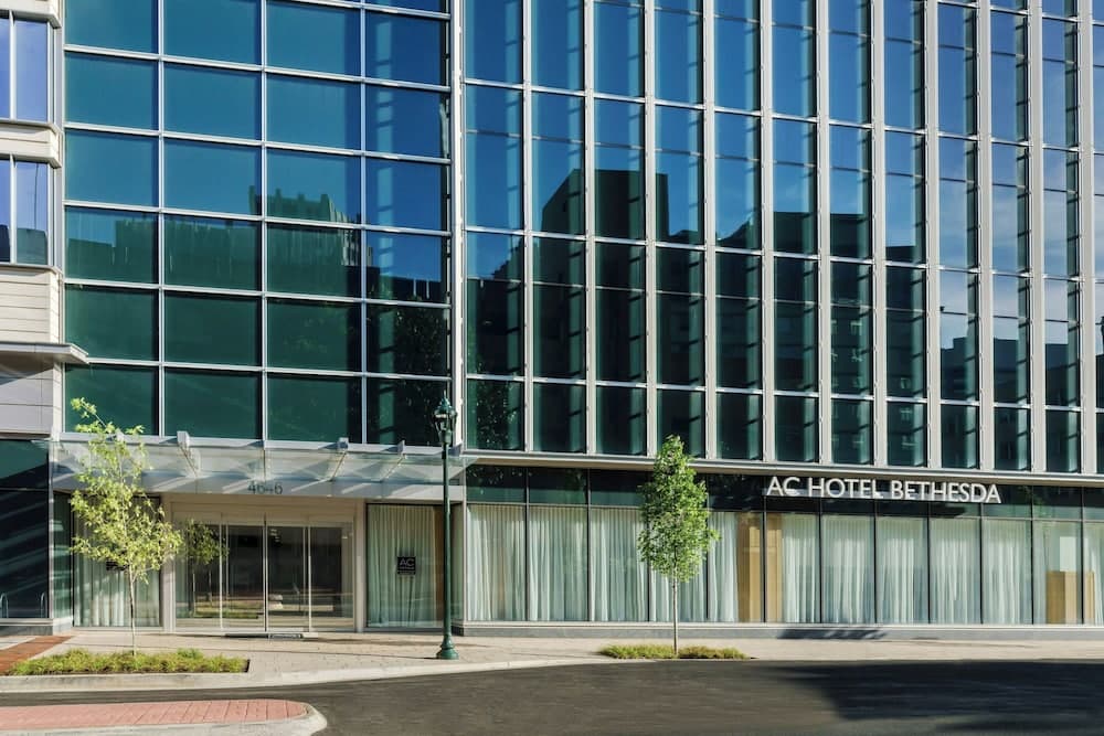 Ac Hotel By Marriott Bethesda Downtown, photo 1