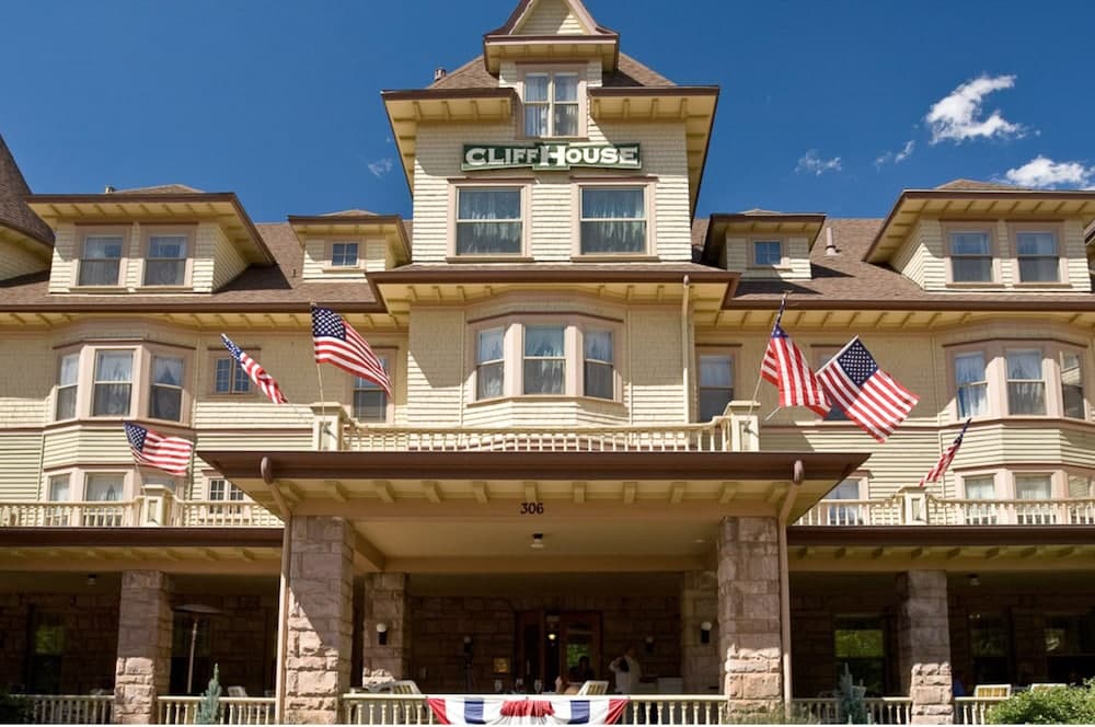 The Cliff House At Pikes Peak, photo 1