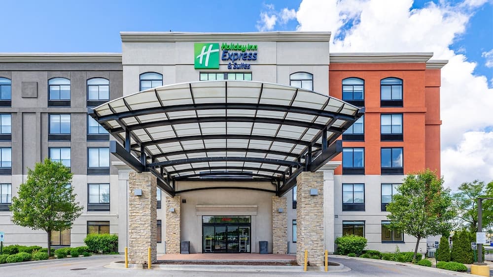 Holiday Inn Express & Suites Prospect Heights, photo 1