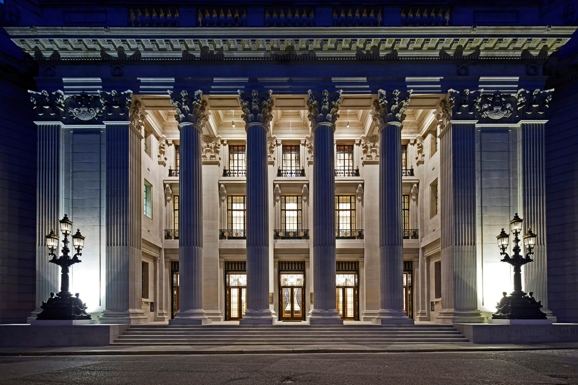 Four Seasons Hotel London At Ten Trinity Square, photo 1