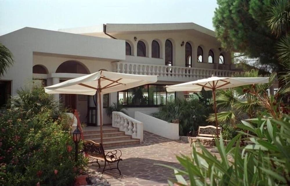 Residence Pineta Petto Bianco, photo 1