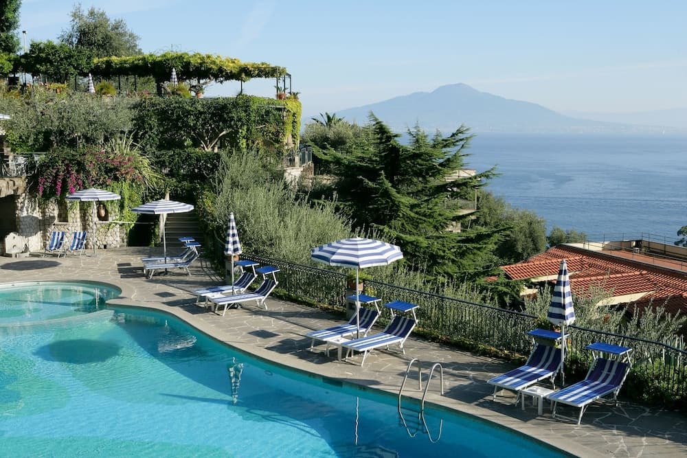 Grand Hotel Capodimonte, photo 1