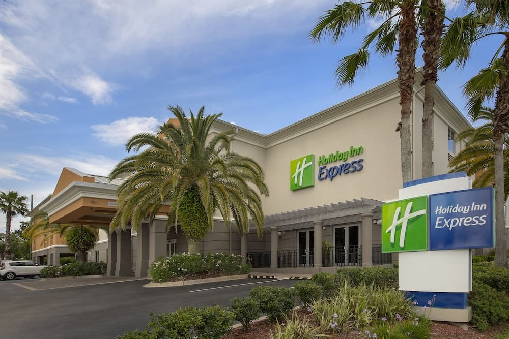 Holiday Inn Express Jacksonville Beach, photo 1