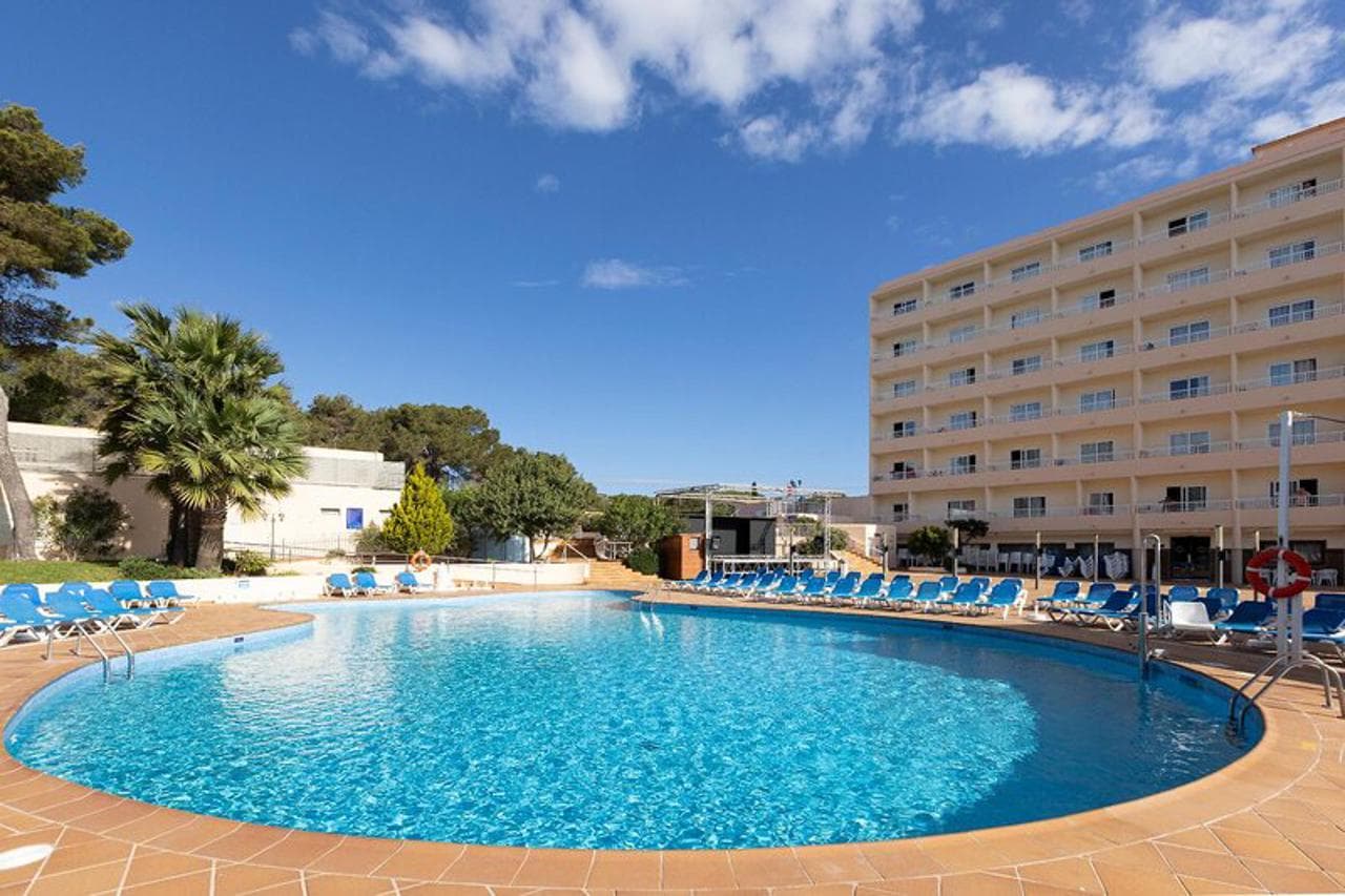 Hotel Invisa Ereso, photo 1
