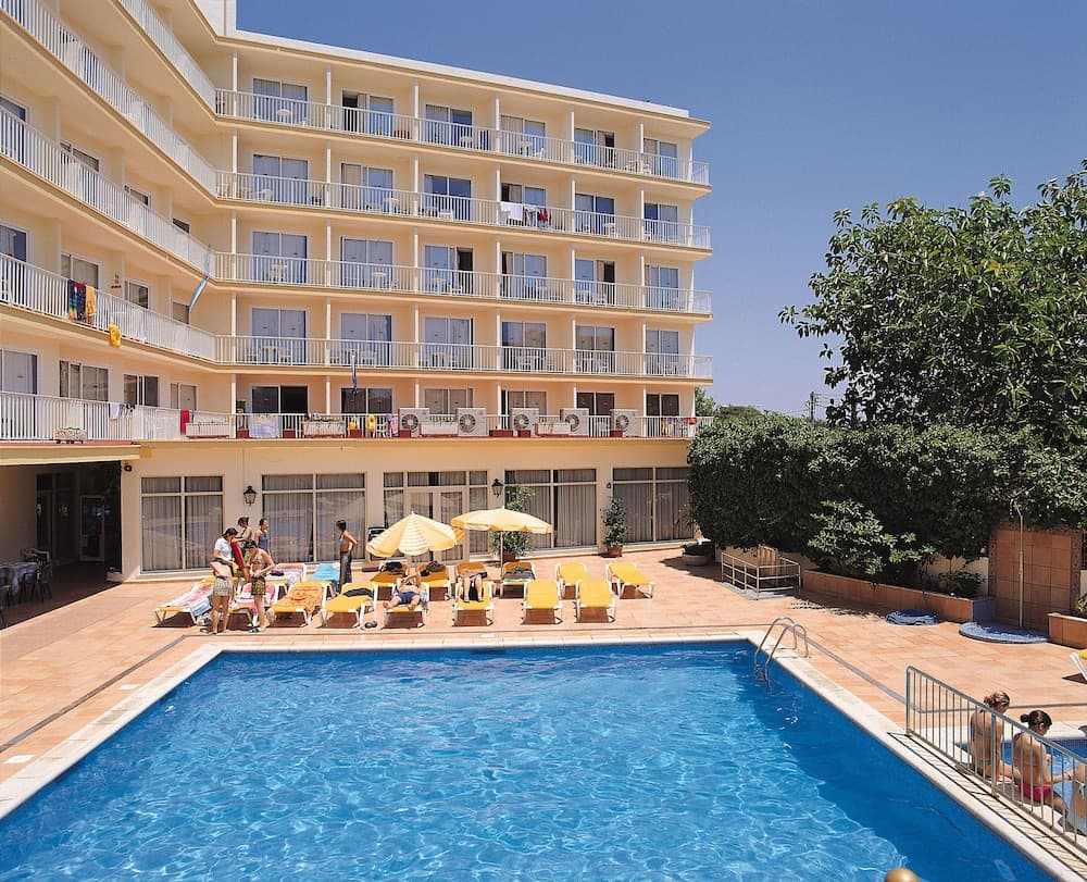 Hotel Linda photo 1