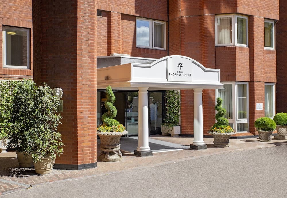 Cheval Thorney Court, photo 1