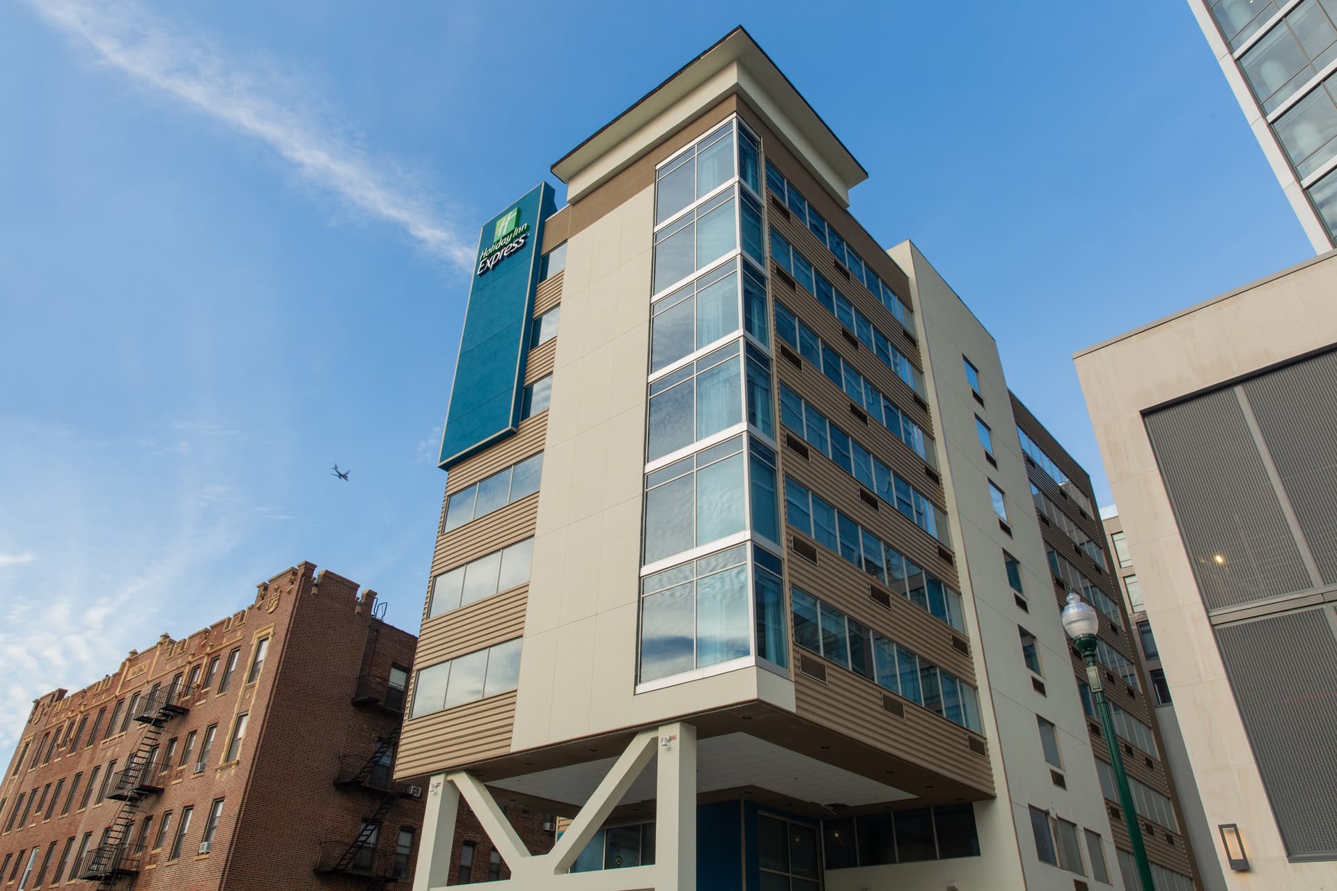 Holiday Inn Express New Rochelle, photo 1
