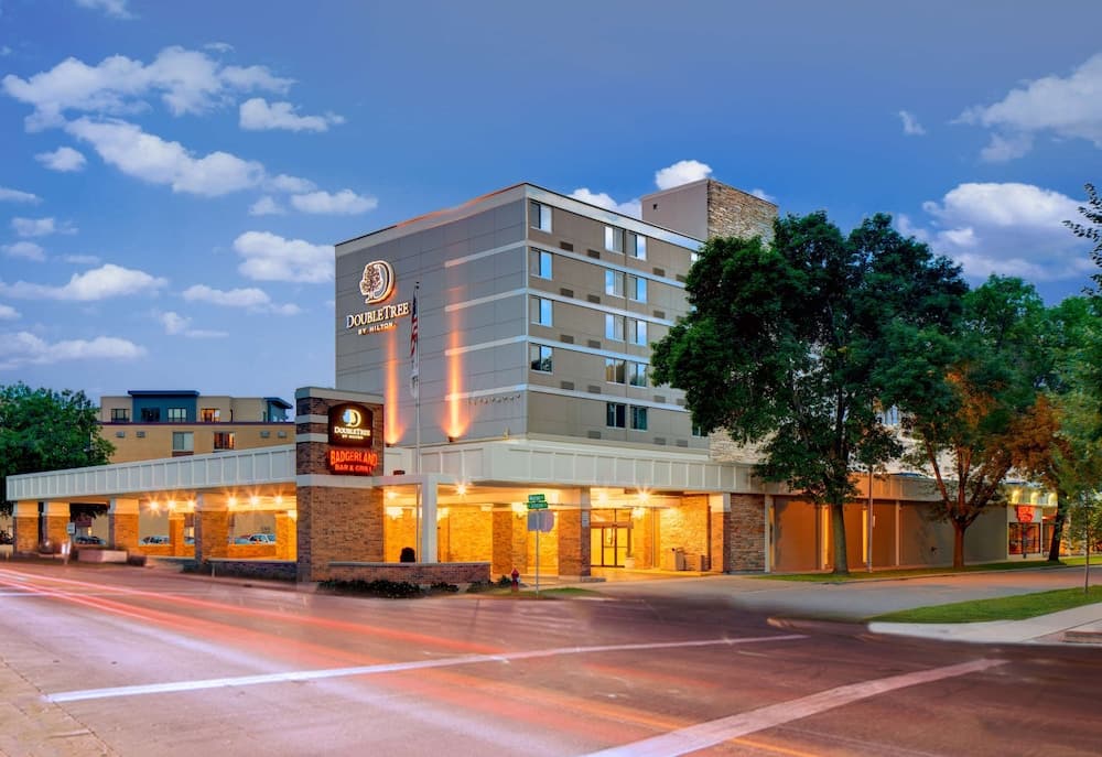 DoubleTree by Hilton Madison Downtown photo 1