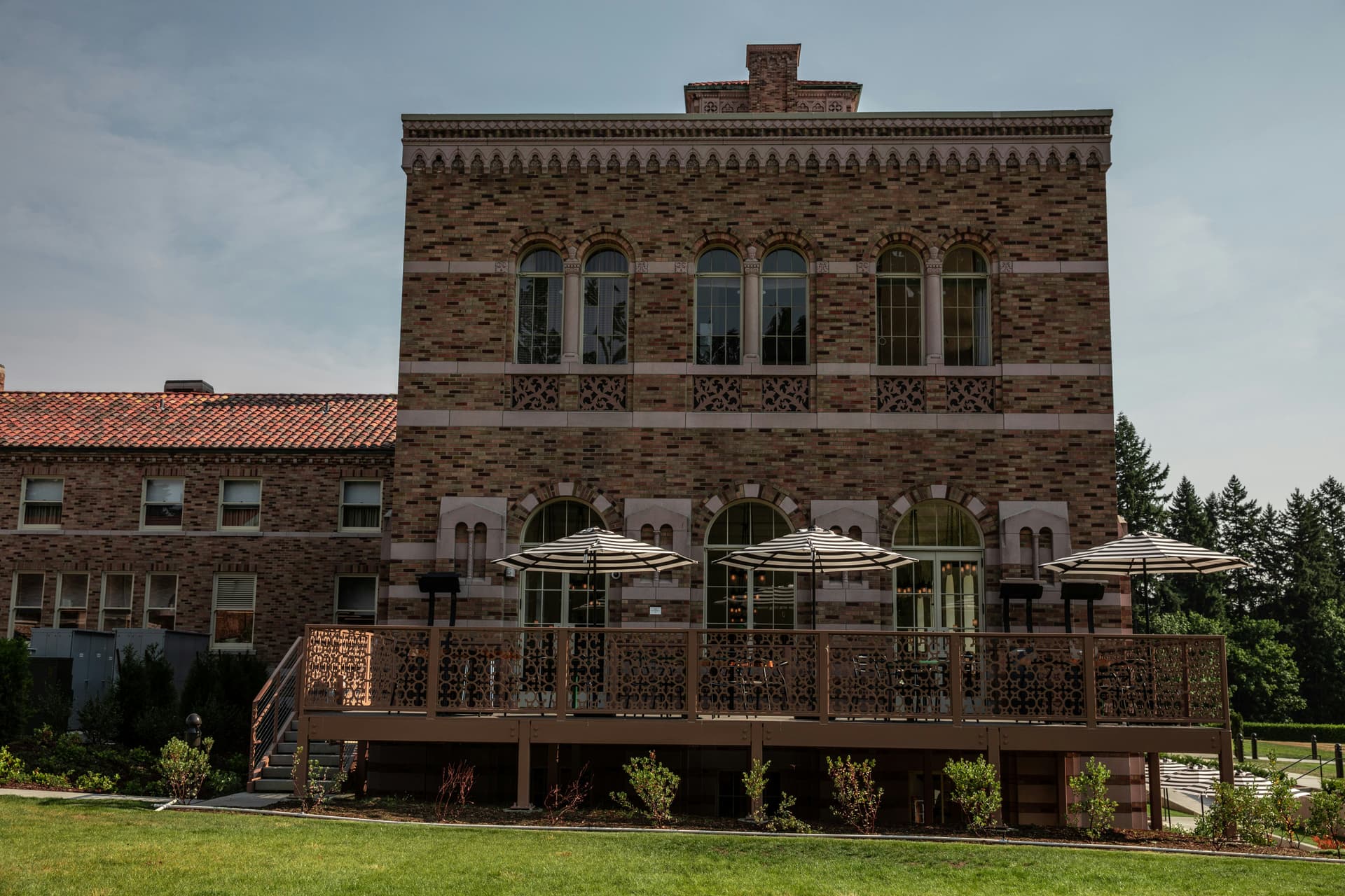The Lodge at St. Edward State Park, photo 1