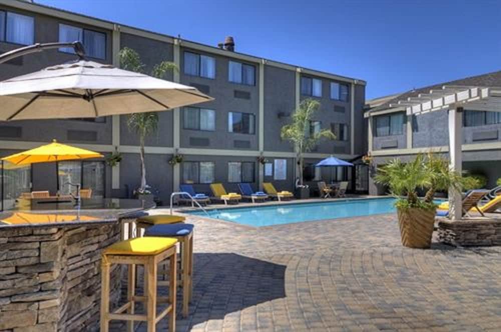Maple Tree Inn, photo 1