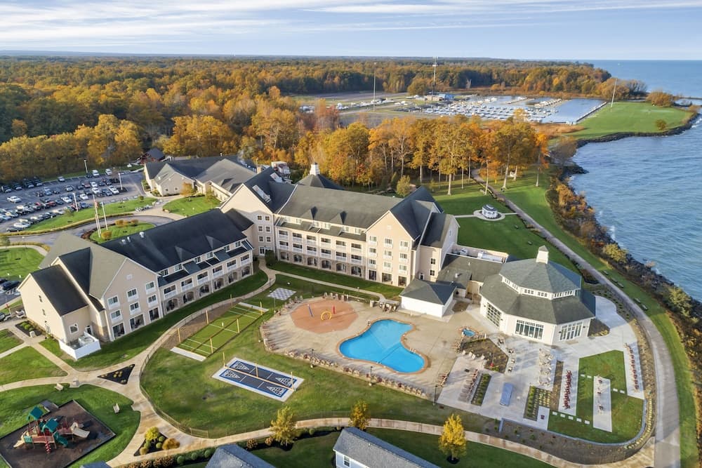 The Lodge At Geneva On The Lake photo 1