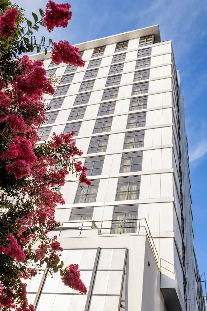 Hutton Hotel photo 1