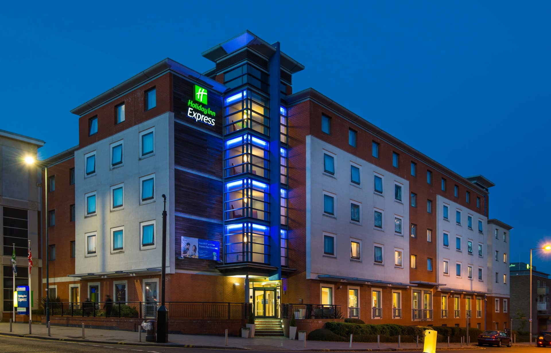Holiday Inn Express Stevenage, photo 1