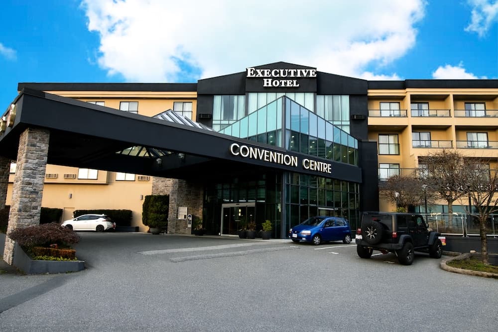 Executive Suites Hotel and Conference Center - Burnaby photo 1