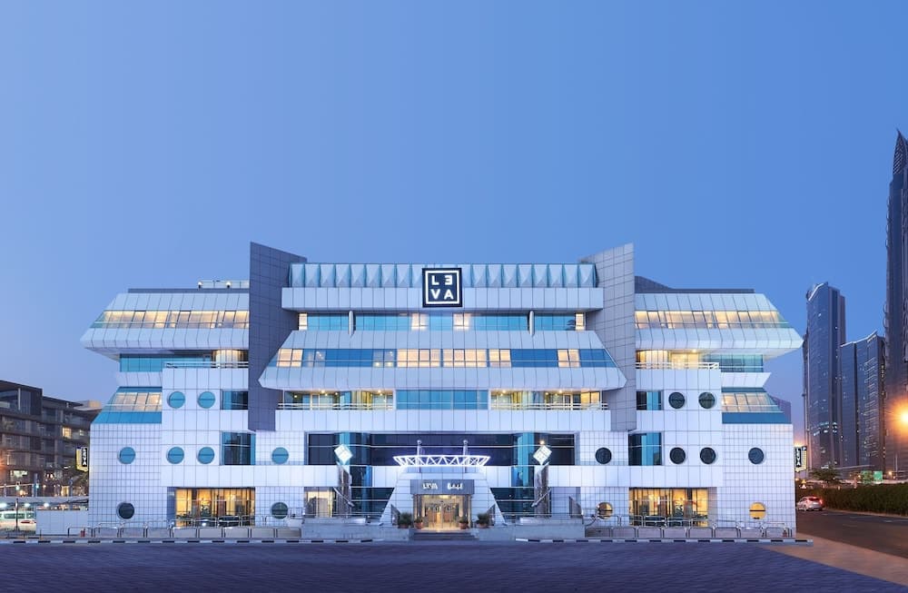 LEVA Hotel and Suites, Mazaya Centre, photo 1