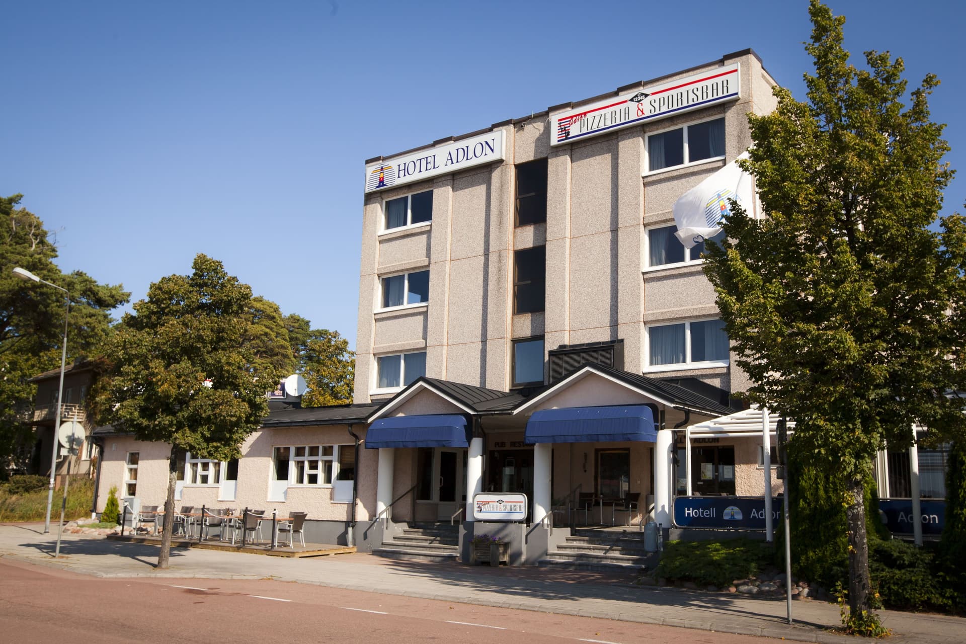 Hotel Adlon photo 1