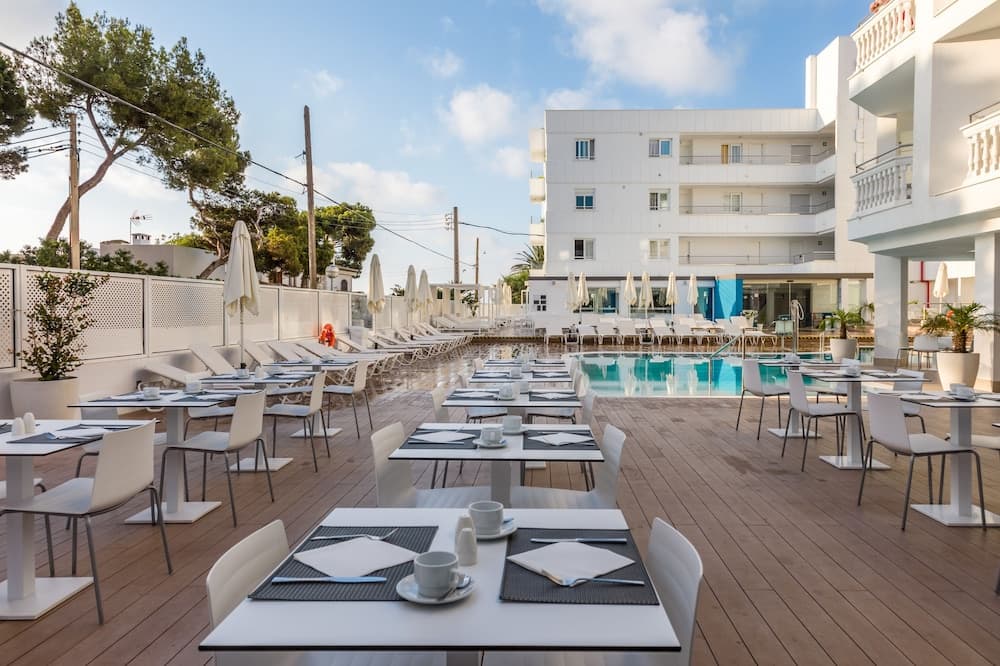 Hotel Triton Beach (Adults Only) photo 1