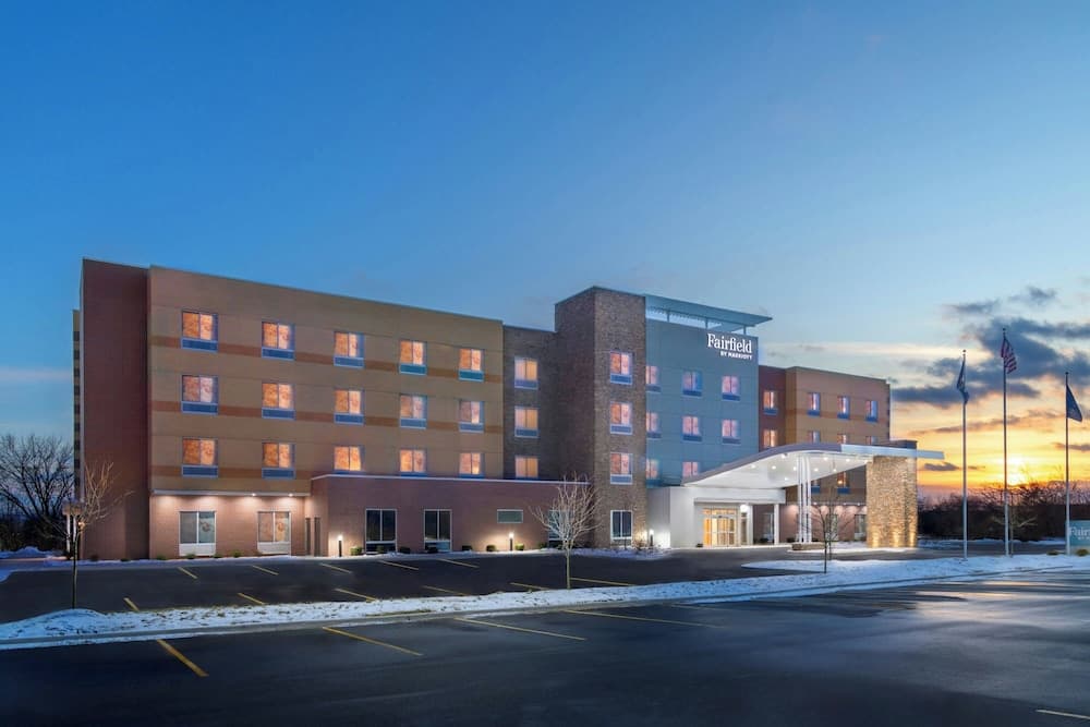 Fairfield Inn & Suites Detroit Taylor, photo 1