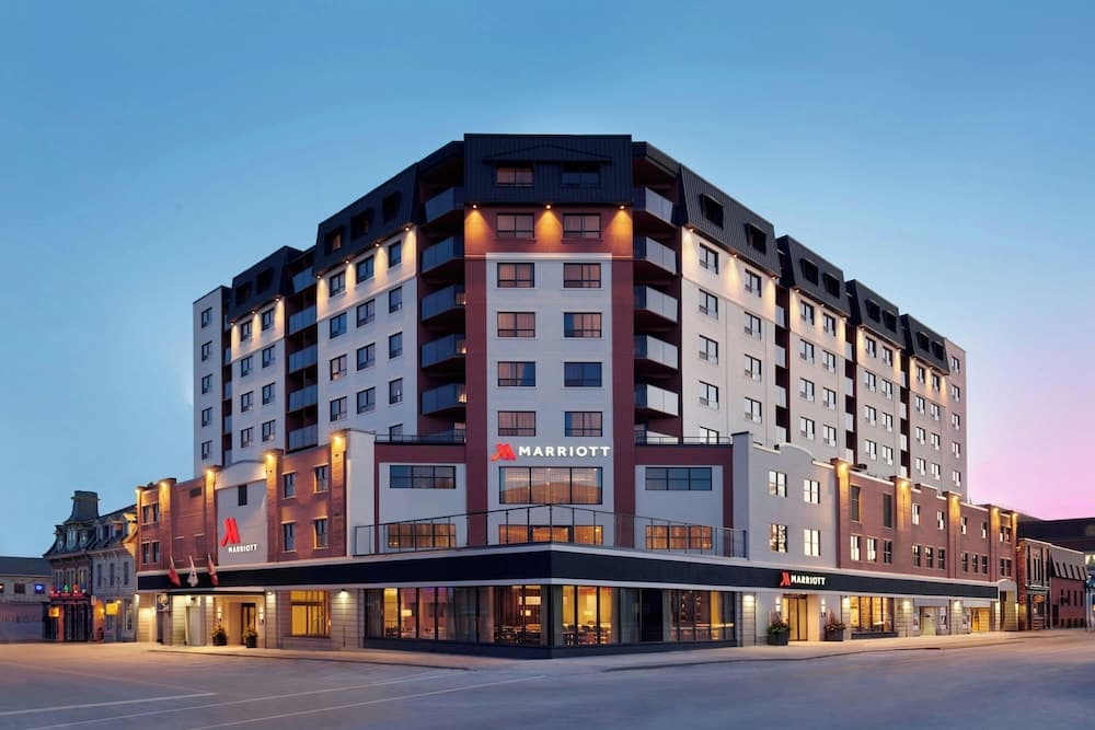Kingston Market Square Hotel, photo 1