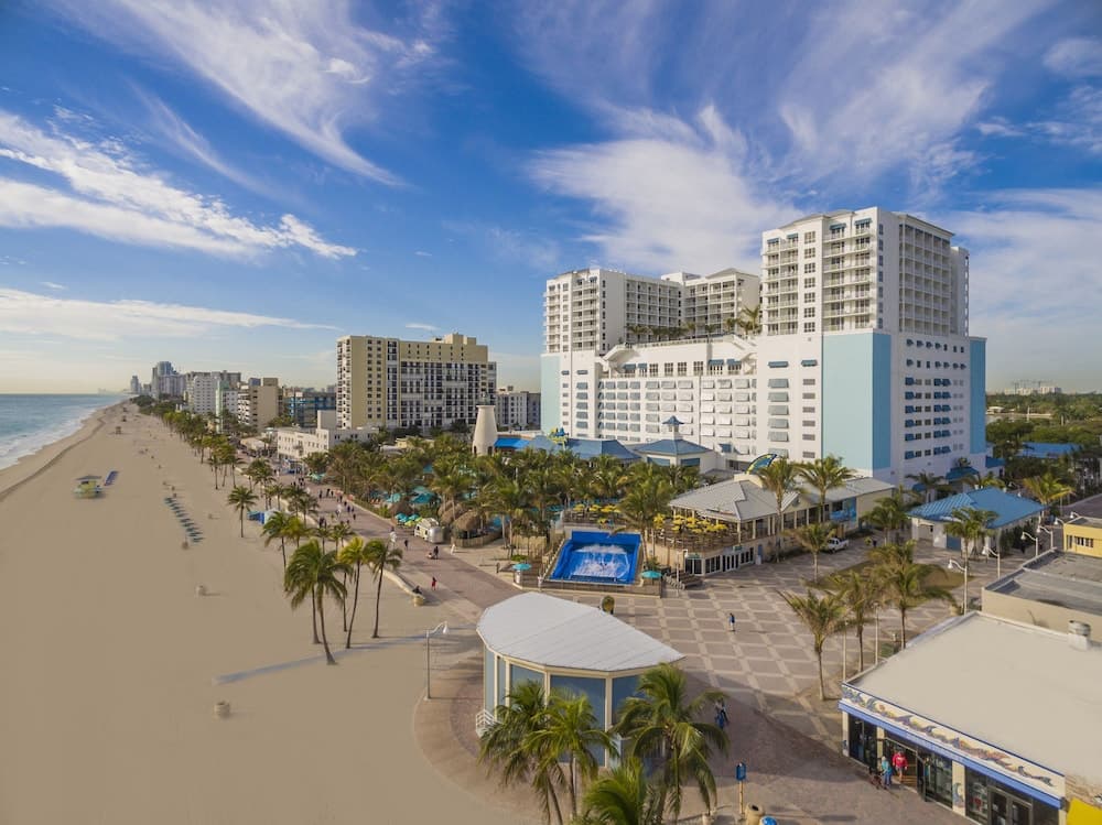 Margaritaville Hollywood Beach Resort, photo 1