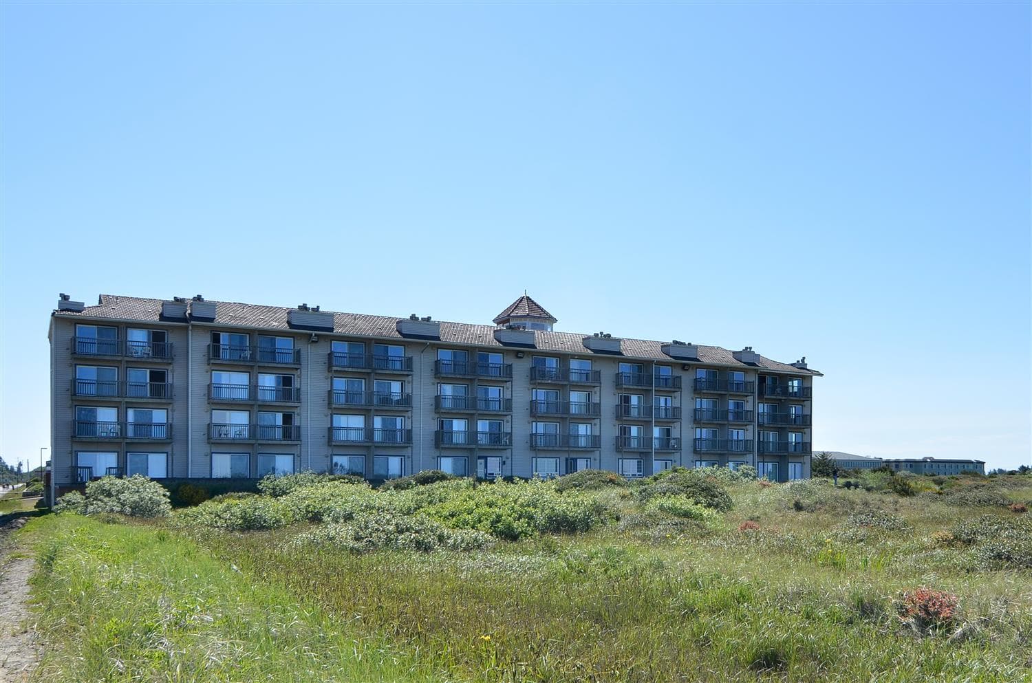 Lighthouse Suites Inn, photo 1