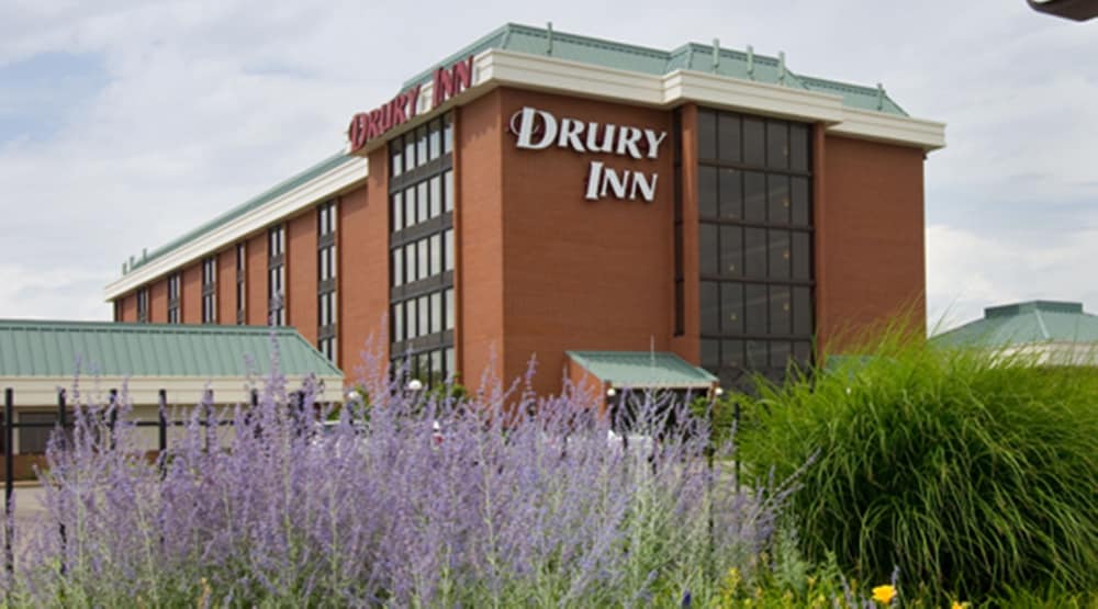 Drury Inn & Suites St. Louis Airport, photo 1