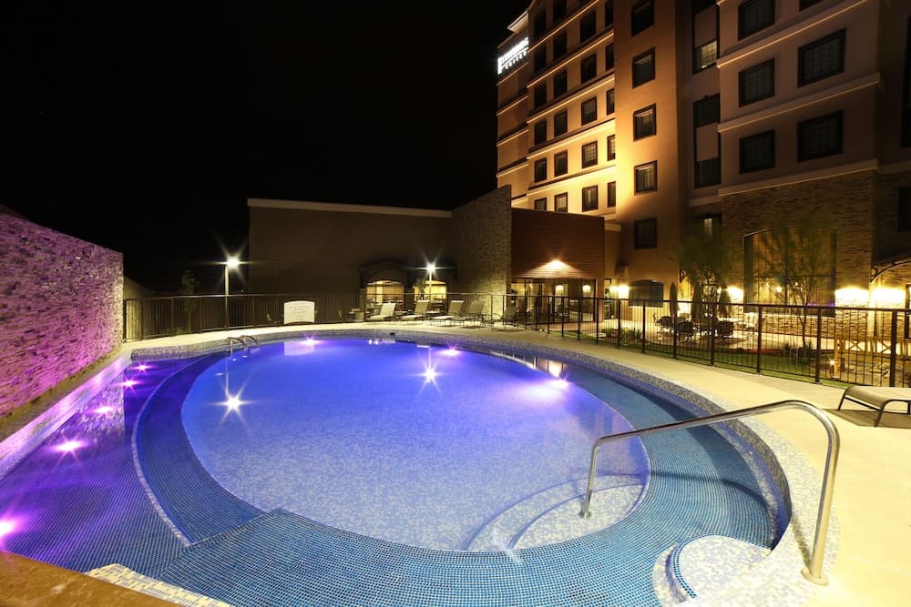 Staybridge Suites Chihuahua, photo 1