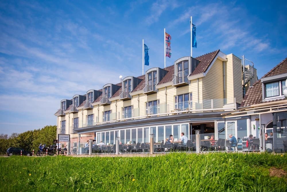 Hotel Restaurant Zalen Hoogeerd photo 1