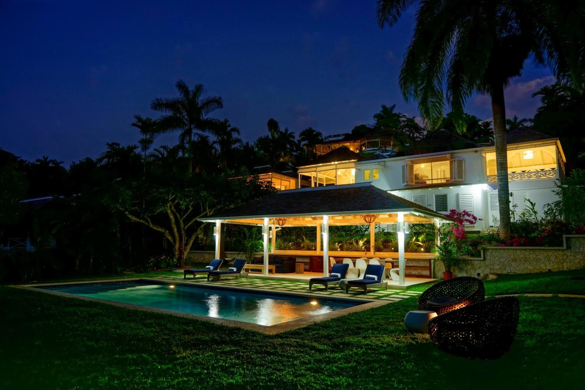 Round Hill Hotel And Villas photo 1