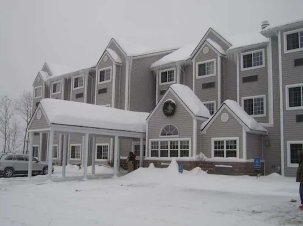 Parry Sound Inn & Suites, photo 1