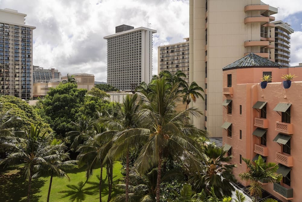 The Royal Hawaiian, a Luxury Collection Resort, Waikiki, photo 1