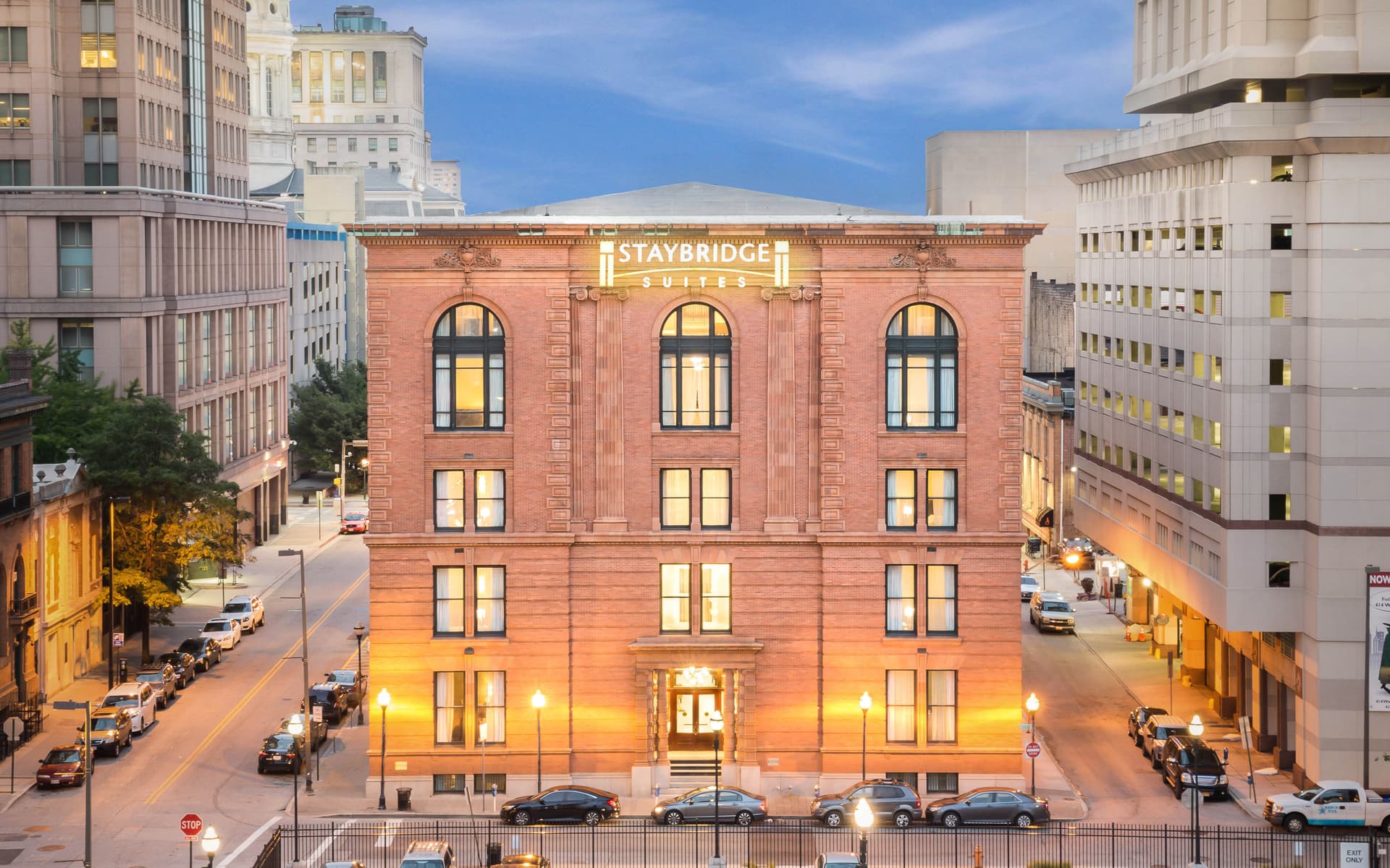 Staybridge Suites Baltimore - Inner Harbor, photo 1