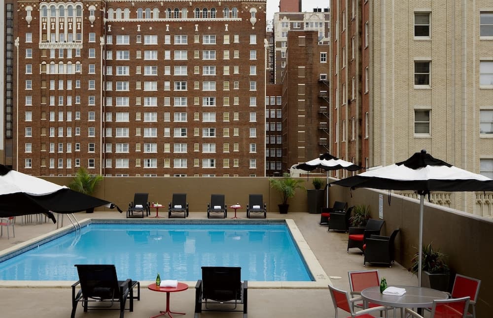 Crowne Plaza Kansas City Downtown, photo 1