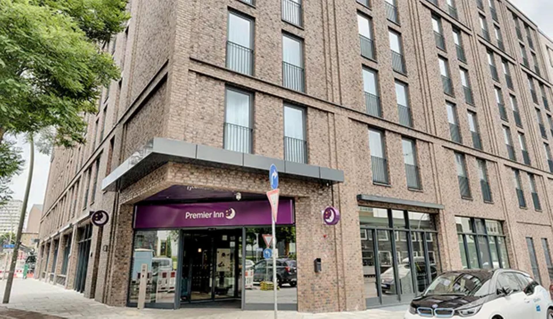 Premier Inn Hamburg City Klostertor, photo 1