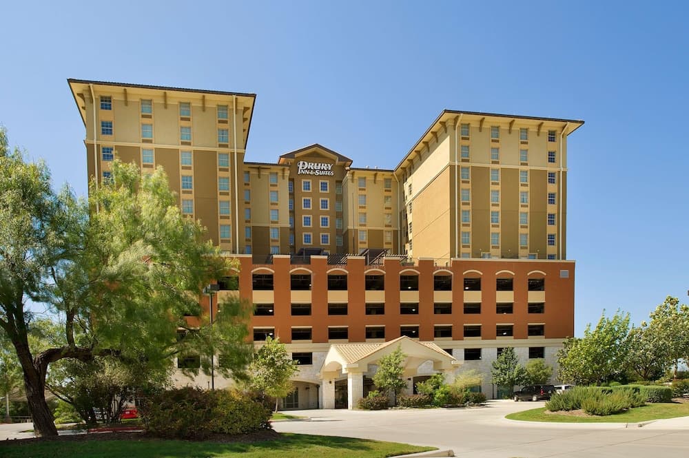 Drury Inn & Suites Near La Cantera Pkwy, photo 1