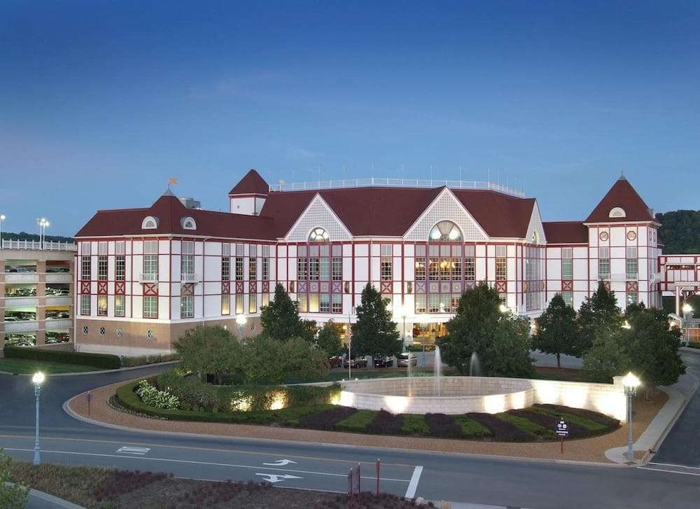 Hollywood Casino & Hotel, photo 1
