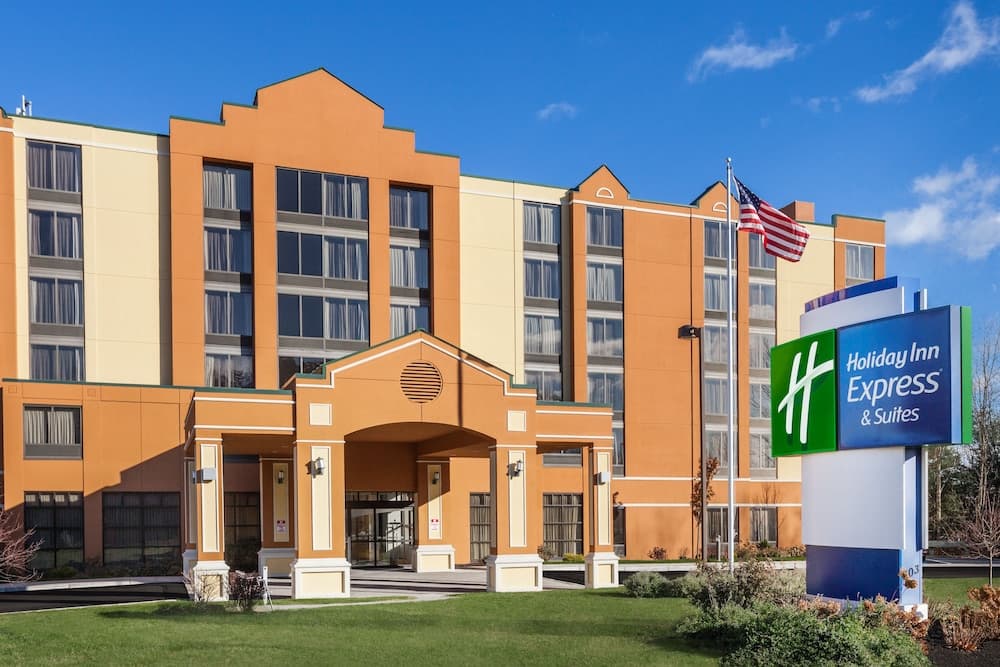 Holiday Inn Express & Suites South Portland, photo 1