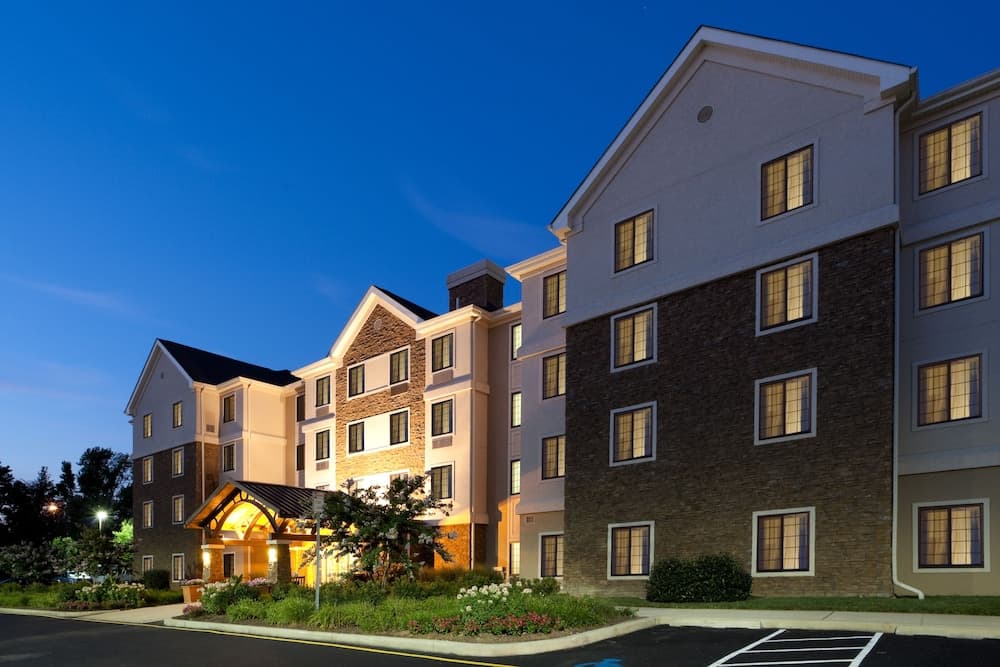 Staybridge Suites Wilmington-Newark, photo 1