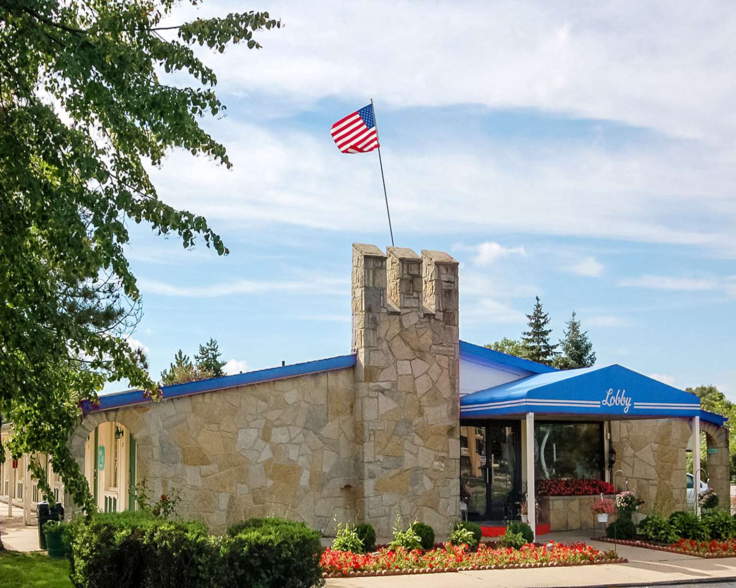 Rodeway Inn photo 1