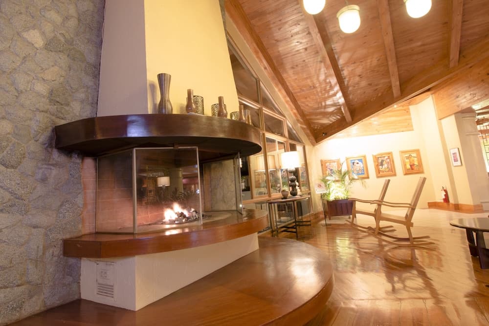 The Forest Lodge At Camp John Hay, photo 1