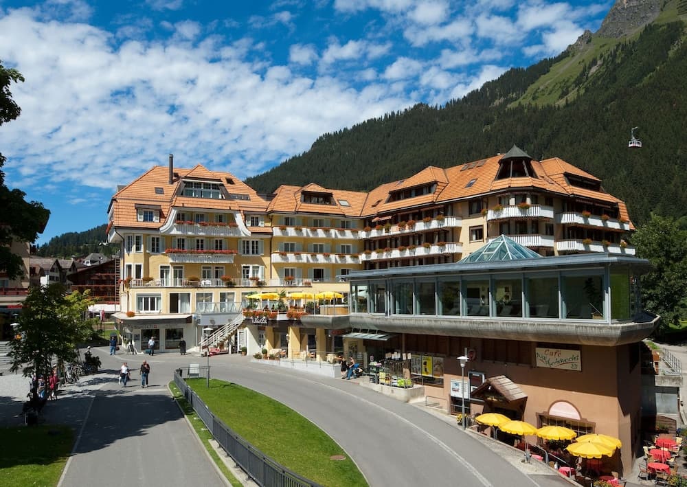 Hotel And Spa Silberhorn photo 1