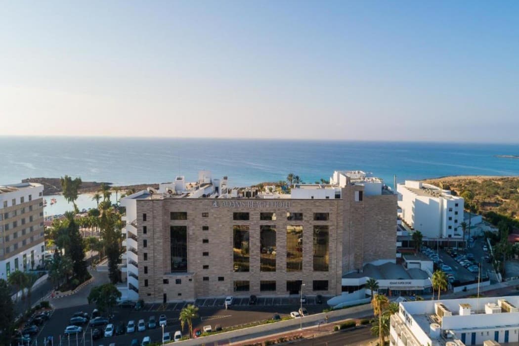 Adams Beach Hotel, photo 1