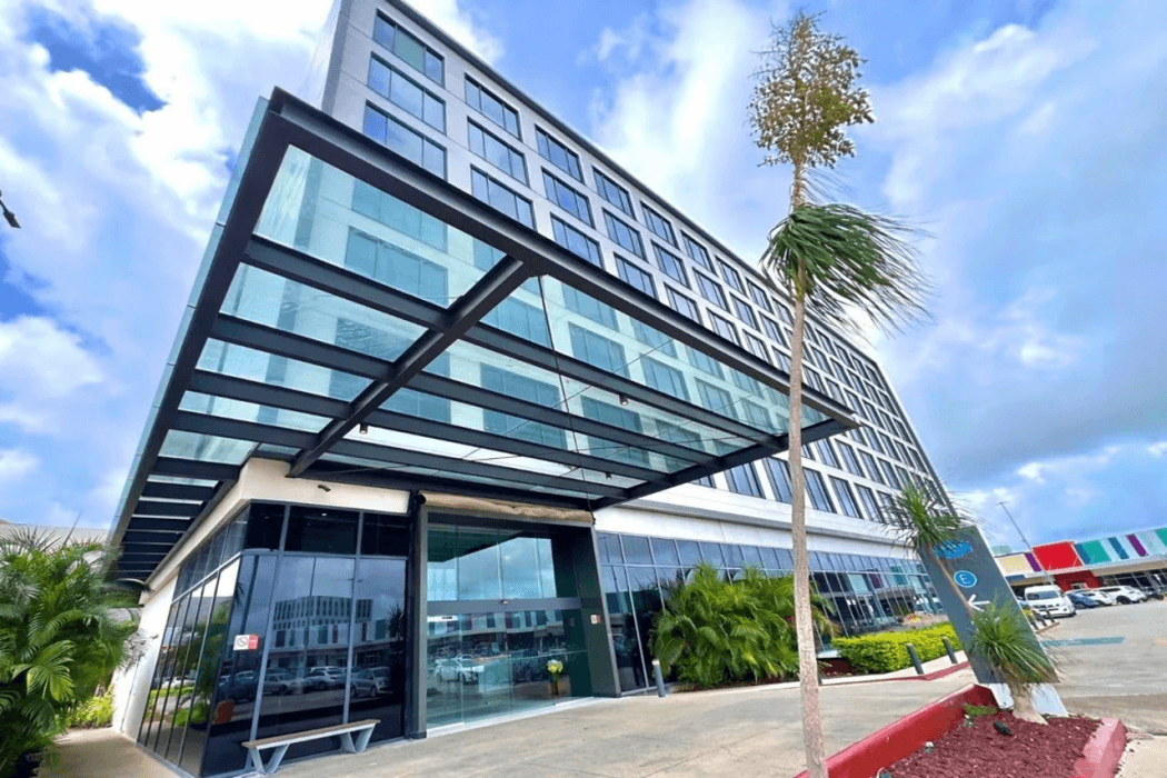 Hampton Inn by Hilton Cancun Cumbres, photo 1