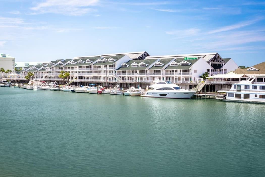 Holiday Inn & Suites Clearwater Beach S-Harbourside photo 1