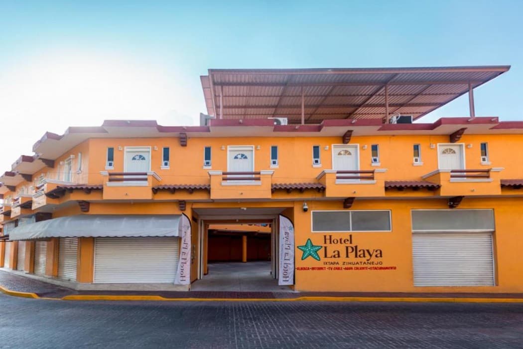 Oyo Hotel La Playa, photo 1