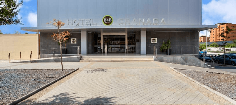B&B HOTEL Granada Estación, photo 1